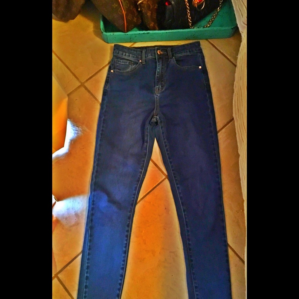 NWOT- Forever21 Ankle High Rise Skinny Jeans